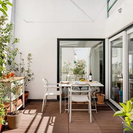 Διαμέρισμα Imprensa Nacional Cozy And Comfort