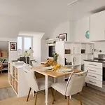Imprensa Nacional Cozy And Comfort דירה *